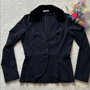 Hinge Women's Blazer with Faux Fur Collar in Black